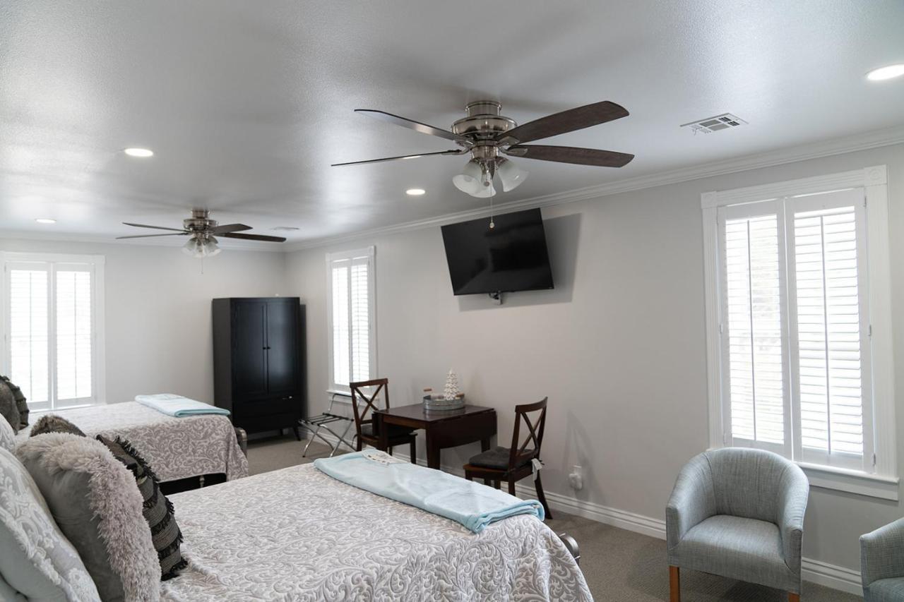 Tyler Inn At Zion Rockville Ngoại thất bức ảnh